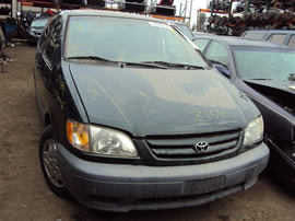 2001 TOYOTA SIENNA CE, 3.0L AUTO, COLOR GREEN, STK Z15841